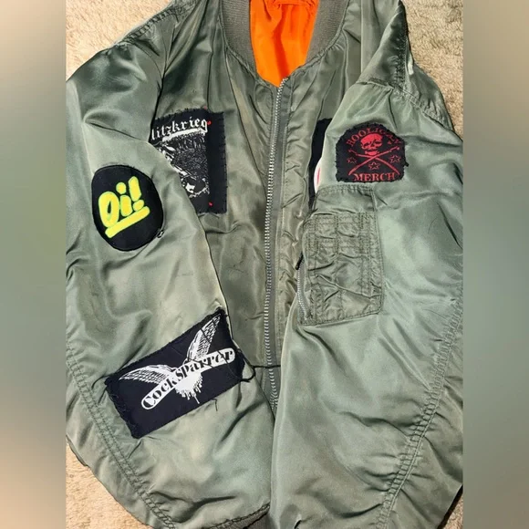 Punk Green Bomber Jacket with Patches - Picture 3 of 4